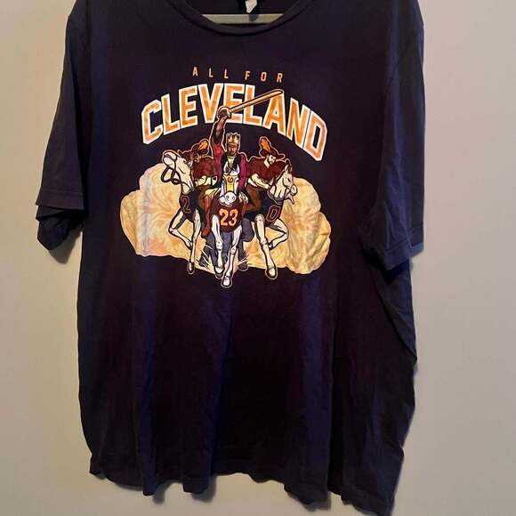 Cleveland Cavaliers 2017 T-Shirt - Picture 1 of 3